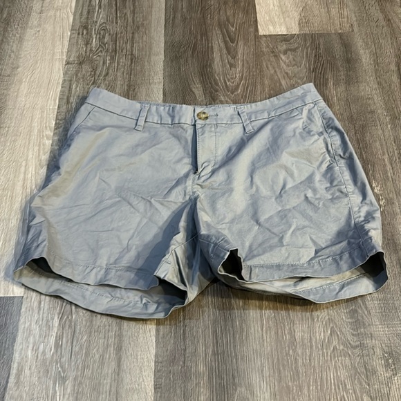 Woman’s Old Navy Shorts sz 6 - Picture 1 of 1